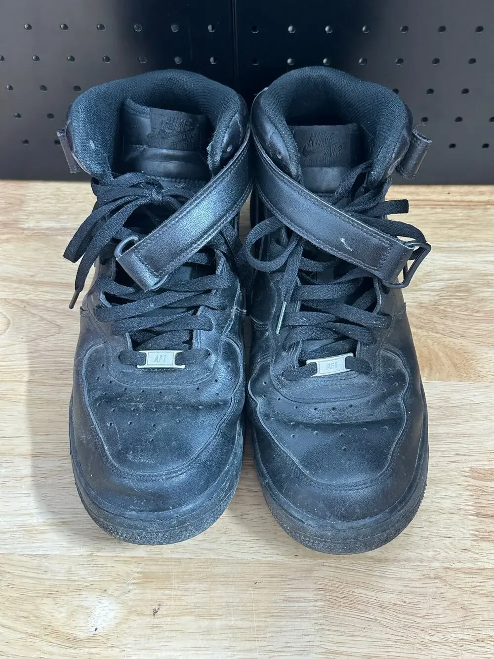 Nike Air Force 1 '07 Mid Triple Black Leather Men’s Sneakers CW2289-001 Size 13